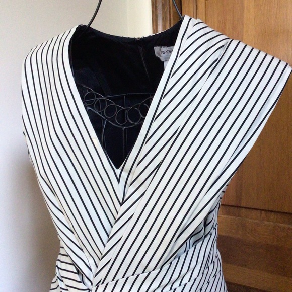 Max Mara Sportmax Drrss, Striped Dress, size 8, pristine - Picture 2 of 16